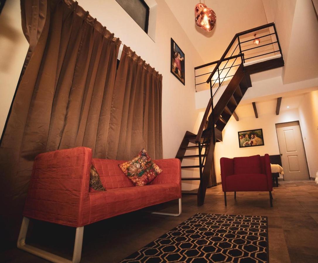 Half Hotel, กาลังกูติ ภายนอก รูปภาพ