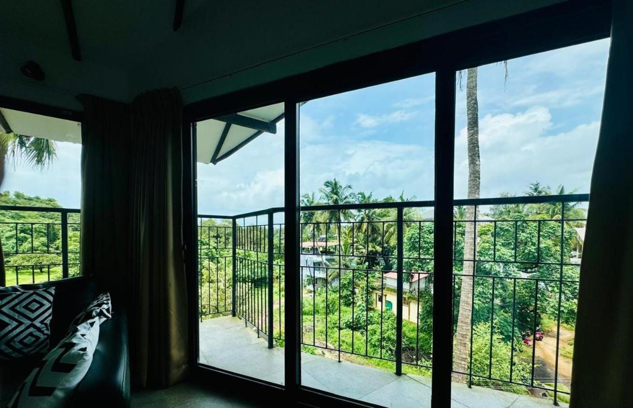 Half Hotel, กาลังกูติ ภายนอก รูปภาพ