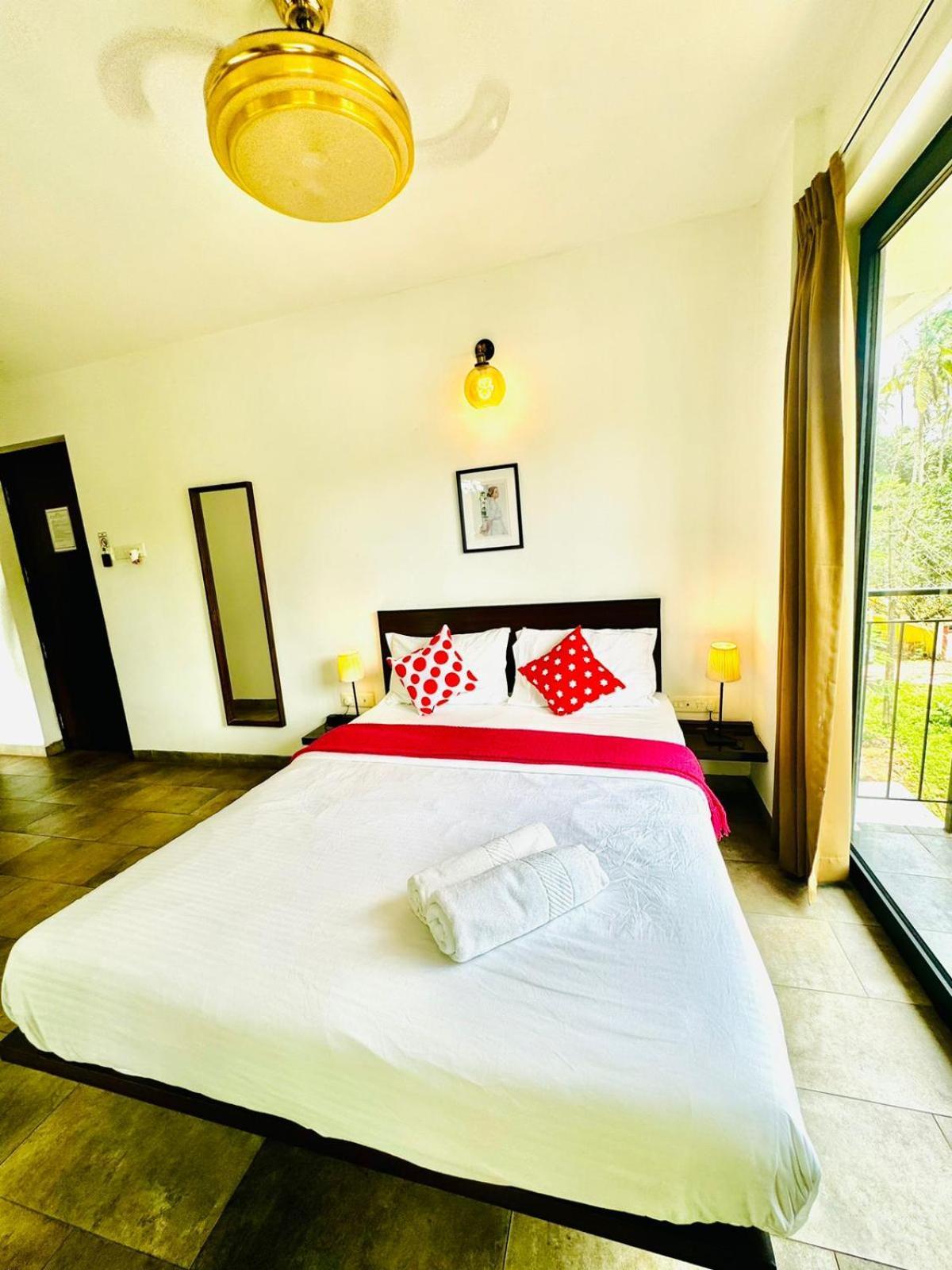 Half Hotel, กาลังกูติ ภายนอก รูปภาพ