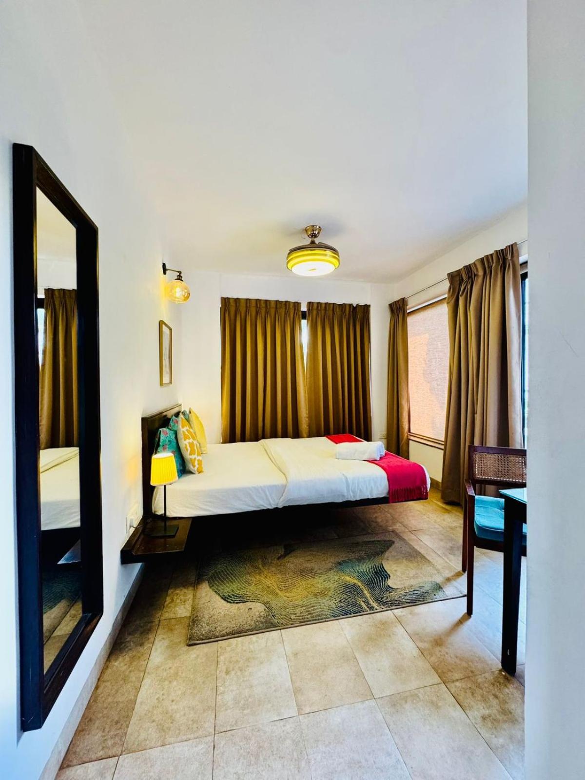 Half Hotel, กาลังกูติ ภายนอก รูปภาพ
