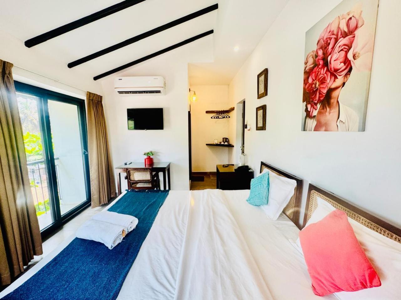 Half Hotel, กาลังกูติ ภายนอก รูปภาพ
