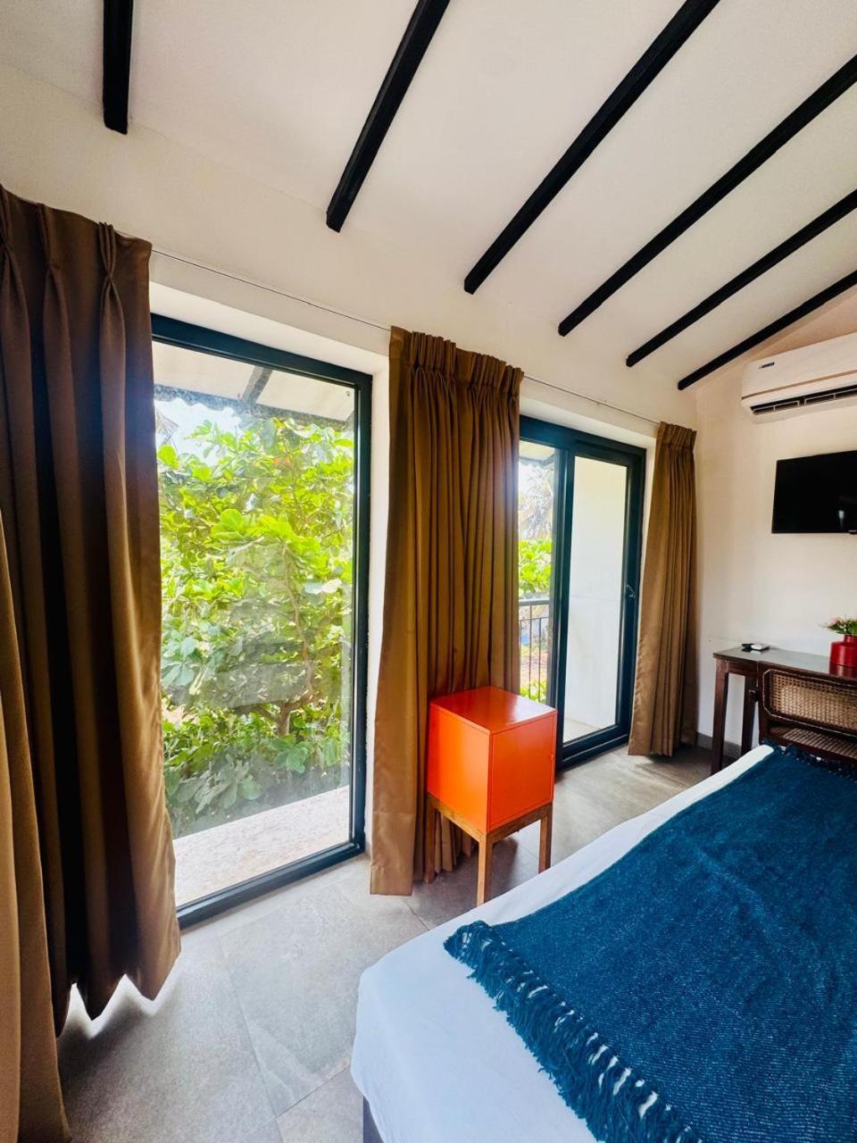 Half Hotel, กาลังกูติ ภายนอก รูปภาพ